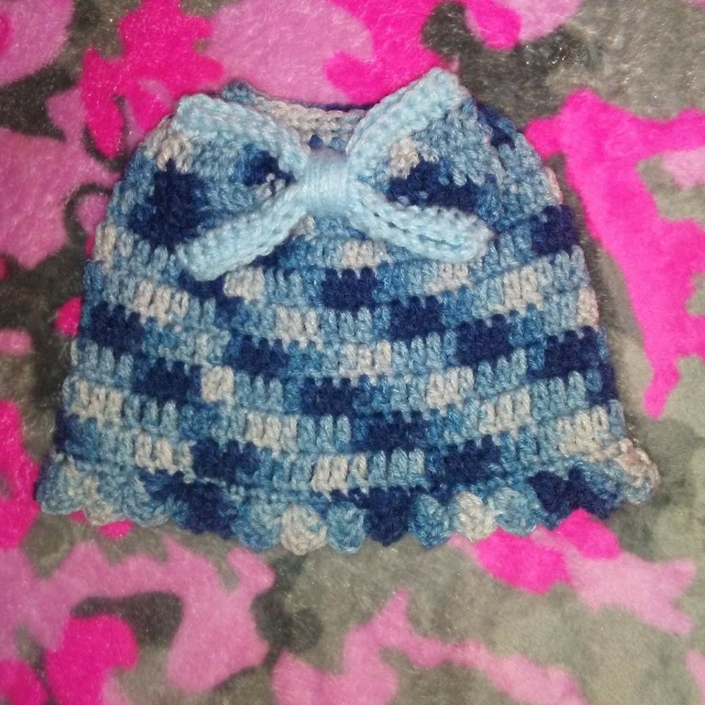 Youth messy bun hat